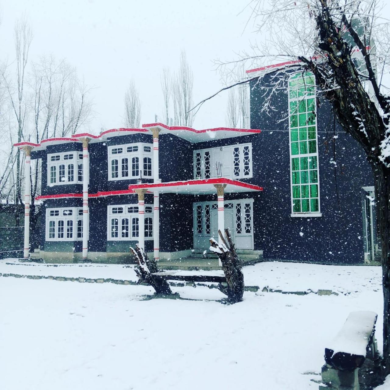 Skardu One Resort And Guest House Extérieur photo